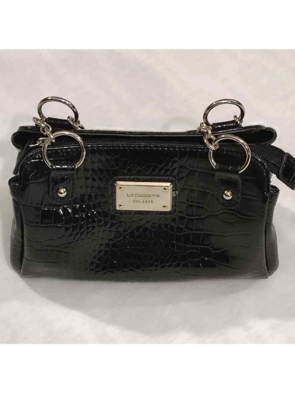 Liz Claiborne Handbag Purse Black 9"x6" Faux Croc Leather Shiny Pockets Chain - Picture 14 of 16